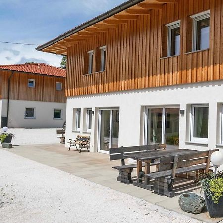 4Luxurioeses Ferienhaus In Traumhafter Landschaft Döbriach Buitenkant foto