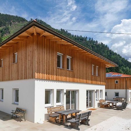 4Luxurioeses Ferienhaus In Traumhafter Landschaft Döbriach Buitenkant foto